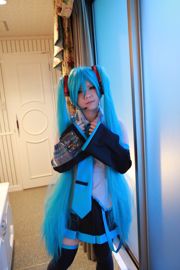 Mana Tanaka "VOCALOID" Hatsune Miku [Kênh Cosplay]