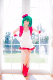 Yuki Mashiro Cosplay "Macros" Ranka Lee (Xmas ver.)