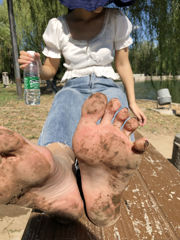 [Welfare COS] An Qiao Qiaoer (Nia Qiao Qiao) No.007 Qiao Qiao dirty soles