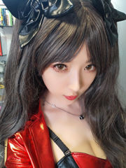 [COS phúc lợi] Douyu Anchor Cô phù thủy nhỏ Luna - Tohsaka Rin