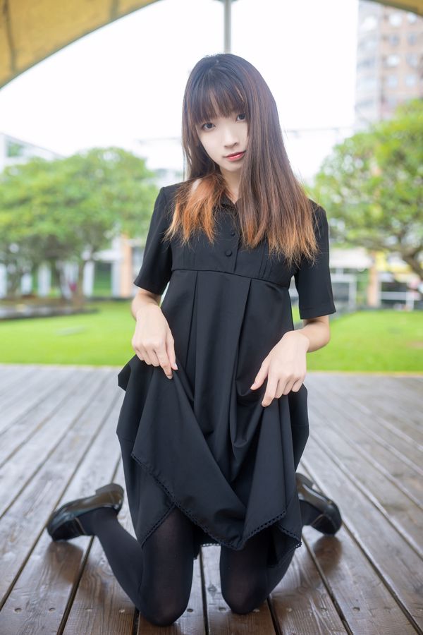 [风之领域] NO.064 户外黑丝长腿