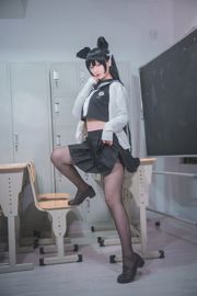 [Beauty Coser] Teppanyaki Ghost Dance với "Atago jk"