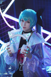 [Cosplay写真] 动漫博主铁板烧鬼舞w - 妖舞耳机miku